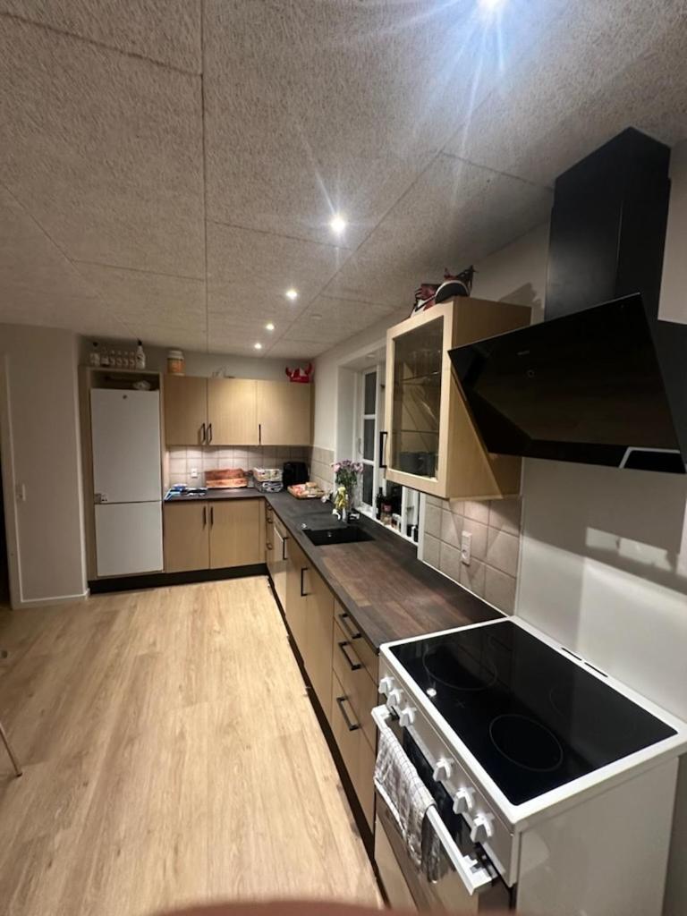 Apartment Apartment Give Give